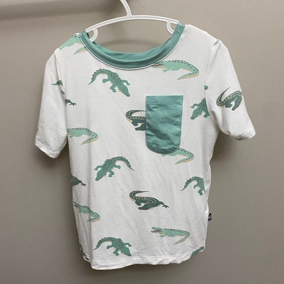 Kyte Baby Tshirt 💙2 for 30💙 - Picture 1 of 2